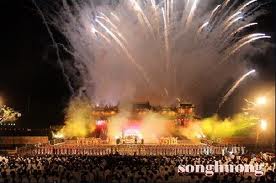 បន្តបណ្ដាសកម្មភាពនៃ Festival Hue 2012